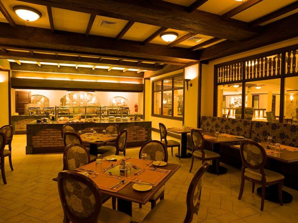 Lake Victoria Serena Golf Resort & Spa Kigo Restoran gambar